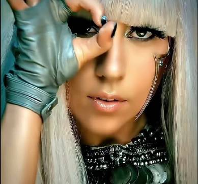 Lady Gaga40岁生日，横扫16座格莱美1座奥斯卡