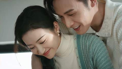 恢复记忆，带秦放回归森林，变身擎天树