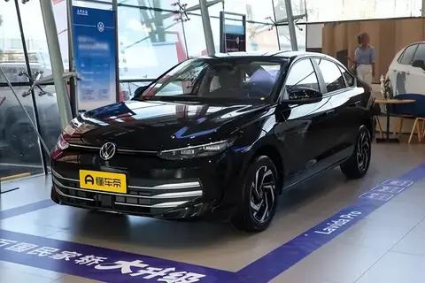 朗逸Pro与轩逸对比评测:设计、空间与性能谁更胜一筹?