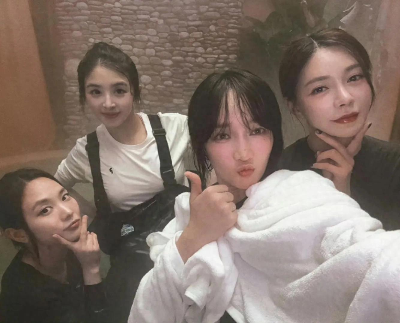 《乘风2025》四公帮唱组队,超强回归师姐阵容,小美,陈丽君!