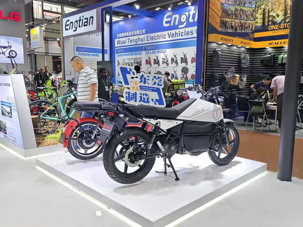 油价暴涨，中国“小电驴”在东南亚成最大赢家？