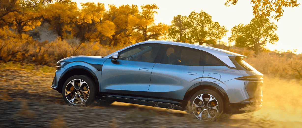 接孩子放学路上改地址，极氪7X听得懂人话，不像家里那位