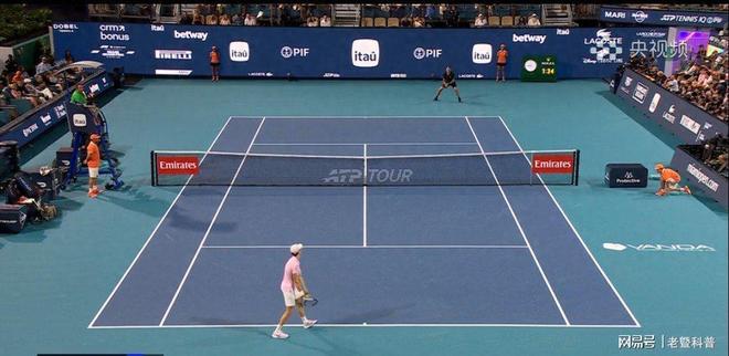 大师赛2-0晋级：辛纳莱赫奇卡会师决赛，菲斯兹维列夫止步