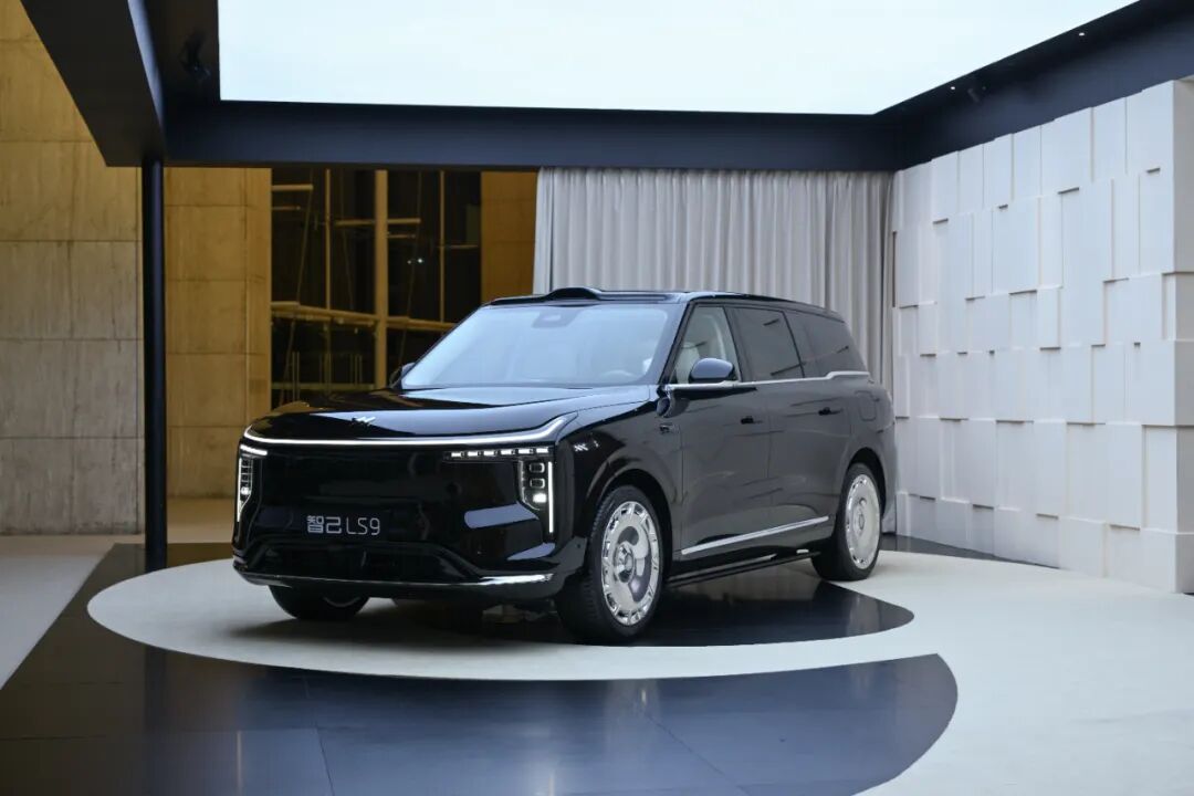 智己刘涛:在“冰箱彩电”的喧嚣外,我们让大车回归“好开”本位 | DA访谈