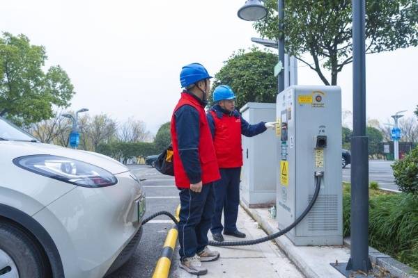 重庆投运超充站逾2050座加快建设＂便捷超充之城＂