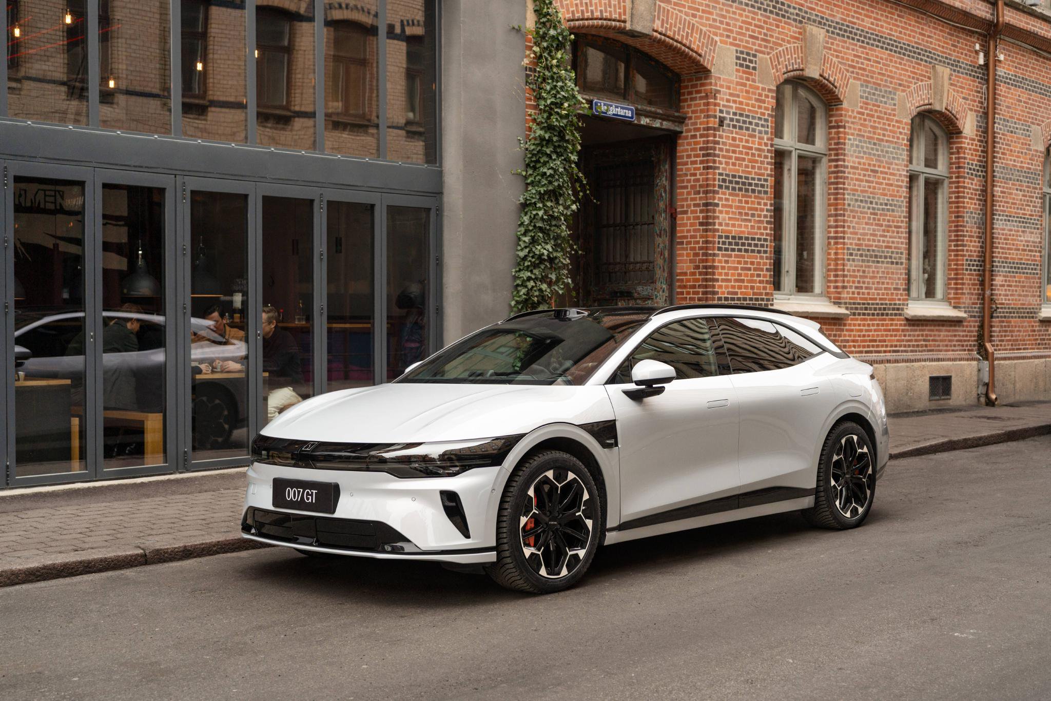 极氪焕新007GT即将上市：现款已售罄，技术领先再升级