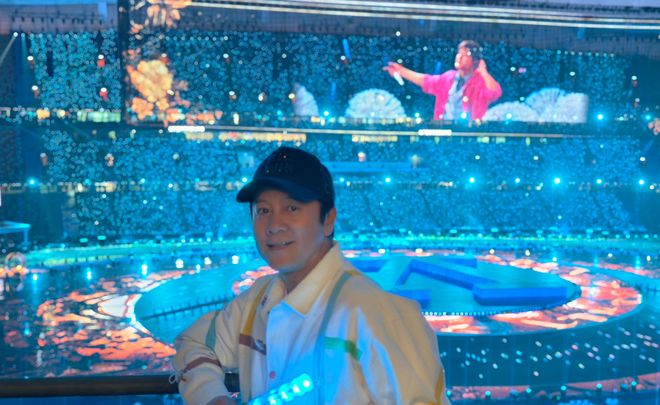 蔡国庆：应谢娜邀请，带着7岁的二儿子去看《张杰2026演唱会》