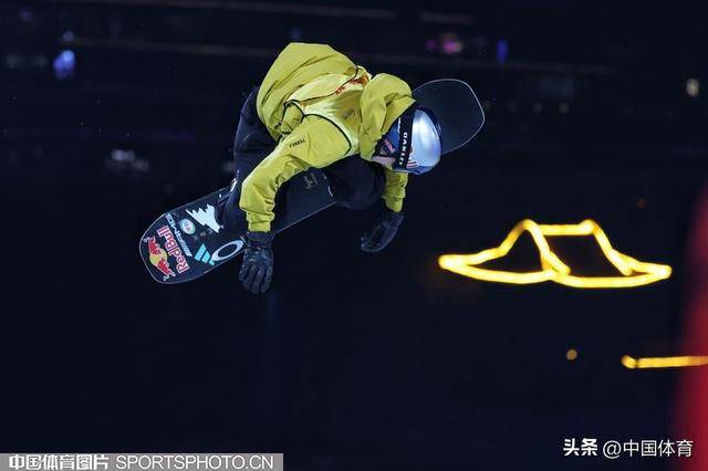 单板滑雪世界杯美国阿斯彭站|苏翊鸣获得男子坡面障碍技巧银牌