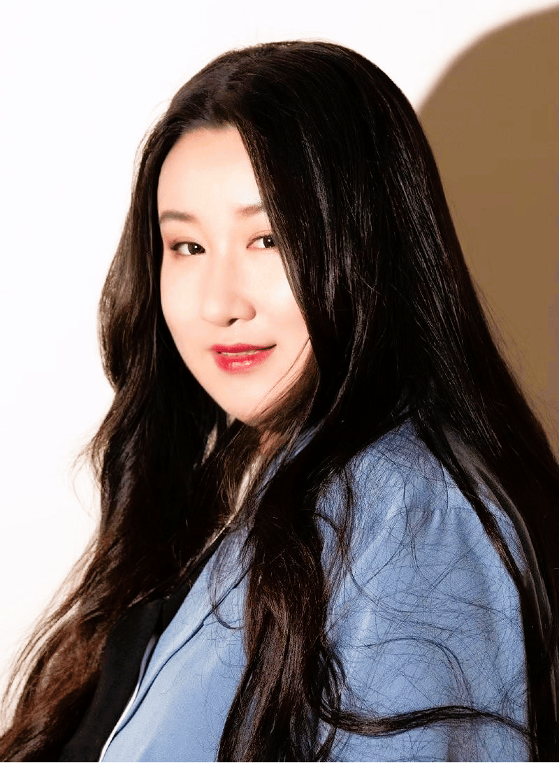 锤娜丽莎曝脂肪肝,晒鸡胸肉沙拉食谱,坦诚态度圈粉