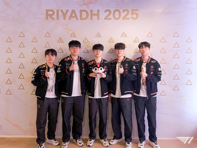 T1以3-1淘汰IG，晋级瑞士轮！theshy韦鲁斯上单0作用，T1团战大胜