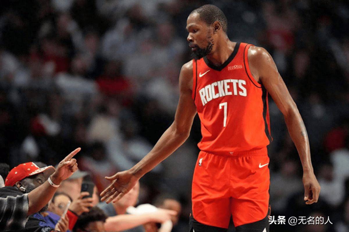 火箭战胜灰熊全靠四个人，杜兰特申京火力输出，阿们伊森攻守一体