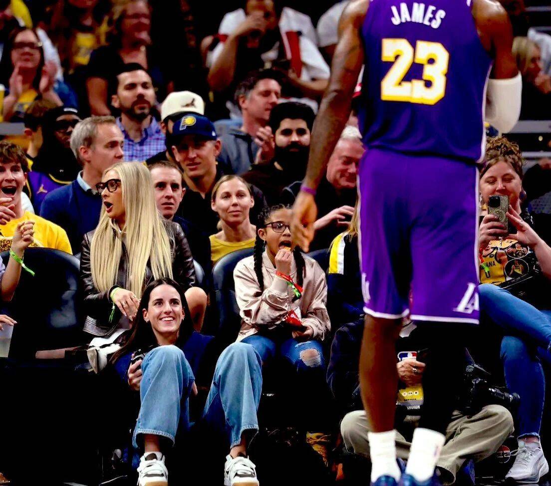 追星成功！克拉克教你一种很新的追星方式！