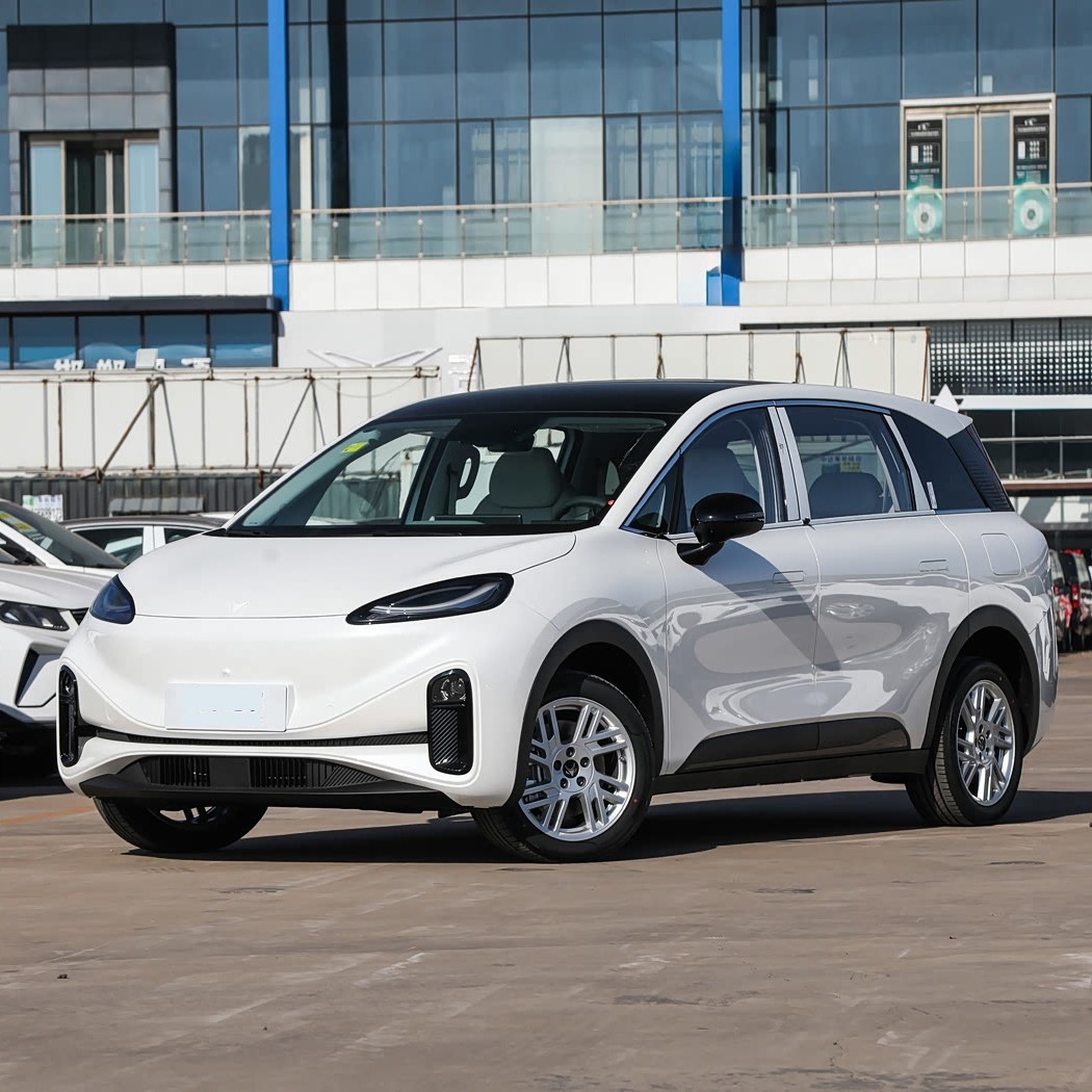 10万元内三款紧凑SUV横评：纯电、智驾、越野谁更值得入手？