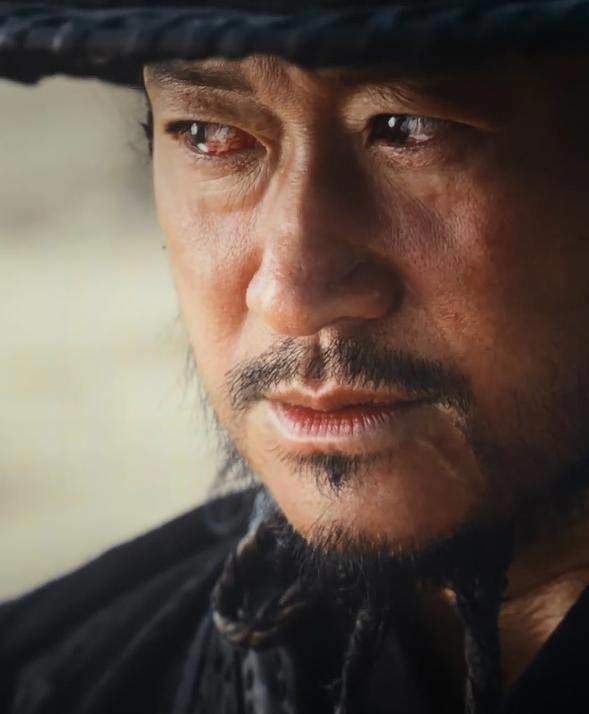 吴京戳脸引热议，张杰鸟巢演唱会暖心：艺人真实状态获好感