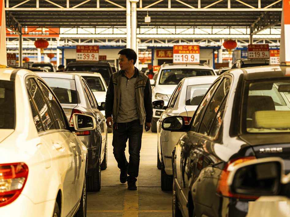 为什么我劝你买二手车先别看价格？