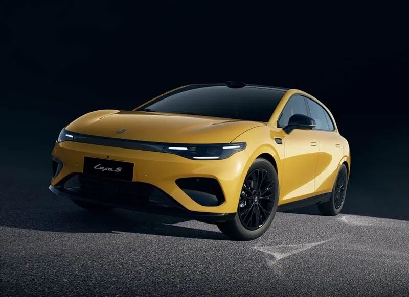 定位高颜值纯电小钢炮,零跑Lafa5 2025慕尼黑车展首秀