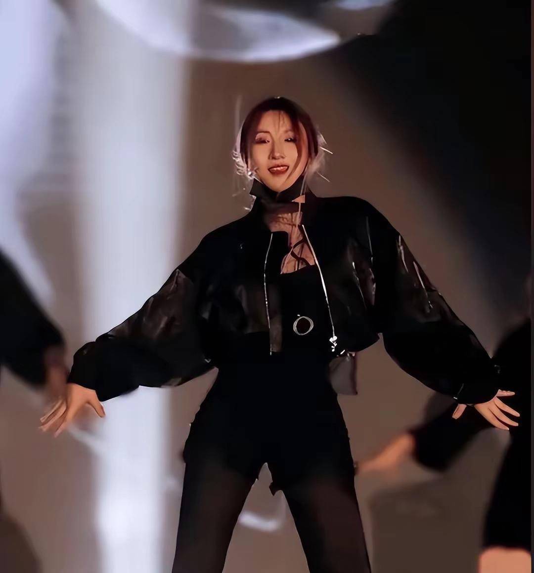 锤娜丽莎瘦30斤真相:不是为变美,医生一句话让她不得不减!