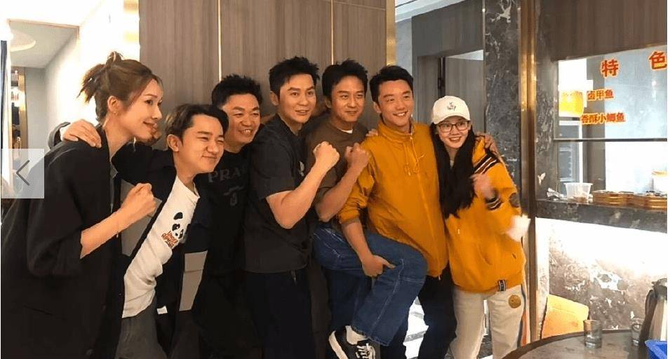 原创初代“跑男团”重聚 邓超李晨王宝强等合照引回忆杀