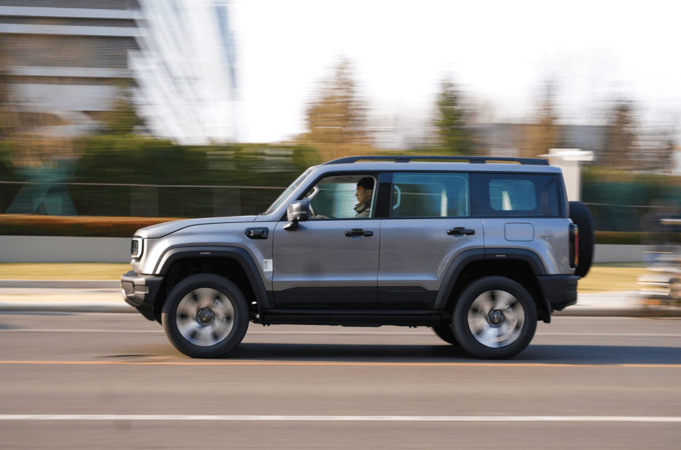 这才是新能源硬派的正确打开方式