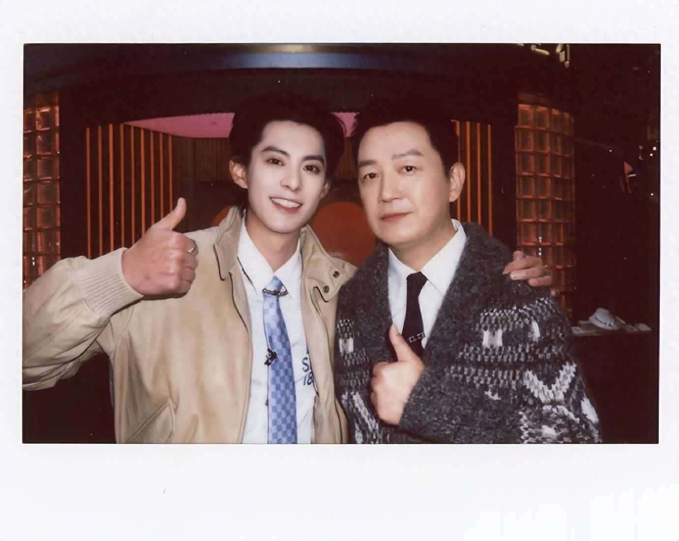 王鹤棣回归《你好星期六》,众人卷入跨时空抓捕行动