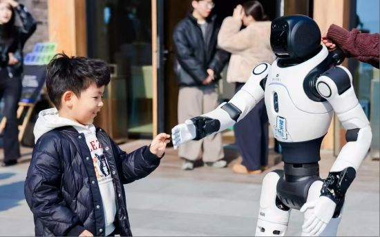 擎天租宣布获亿元级新融资，黄晓明、杜华参投