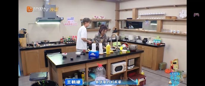 秦岚在《花儿与少年》旅行中搬运行李的体力消耗到底有多大？