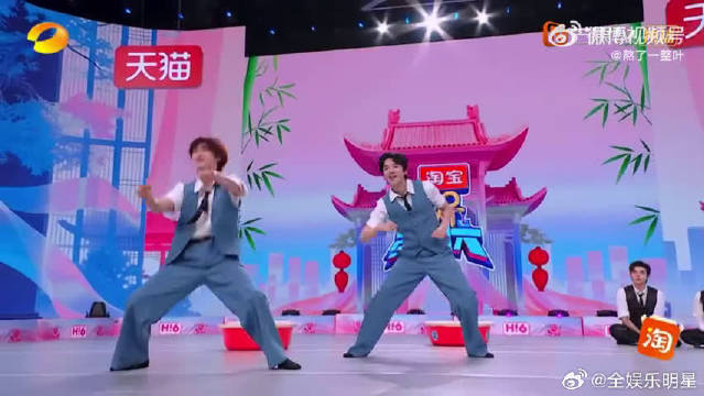 每次看刘宇宁跳摩托舞都好有感染力，太有活力