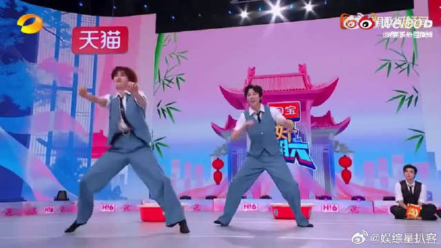 刘宇宁跳摩托舞全程元气在线，动作松弛又有劲，活力直接拉满全场