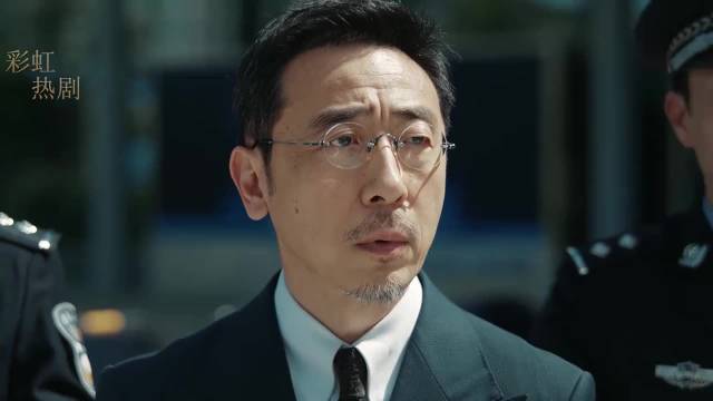 她的盛焰：大结局蒋东朝被判无期，白靓靓疯了，饶雨瓷苦尽甘来