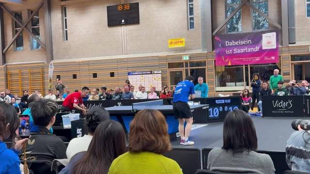 孟庆宇教练也算是圆梦了，和樊振东赛场上拼了一把，虽然最后0比3输了