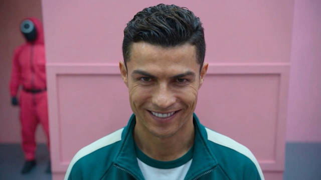 C罗梅西等球星参与鱿鱼游戏首集爆红