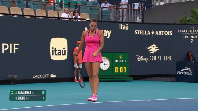 萨巴伦卡迈阿密站横扫郑钦文，硬地八战全胜