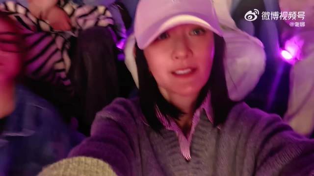 这真是左亲右亲了