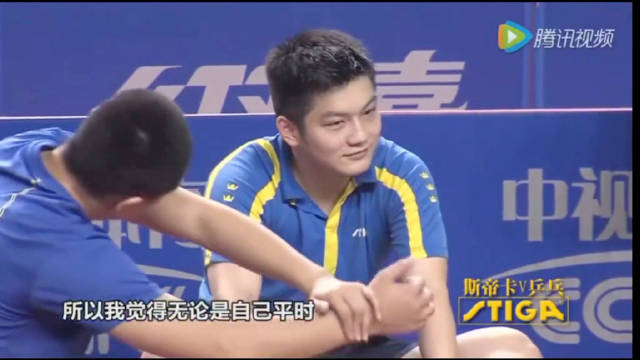 樊振东奶萌时期正能量满满，不抱怨只求进步