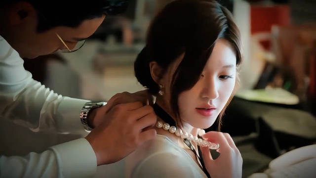 何晟铭回应分手称亲密关系中分享欲至关重要