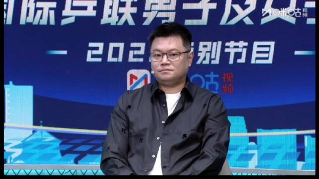 候英超老师高赞孙颖莎连续200周世界排名第一，非常不容易！