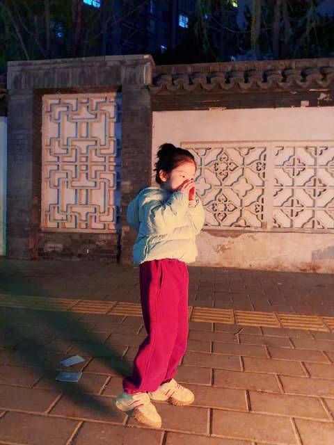 网友梦见皮卡缺钱提前烧元宝