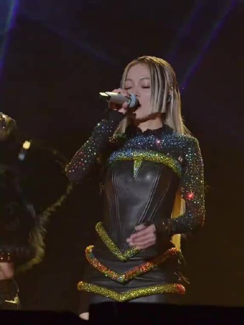 张韶涵上海演唱会高音演绎《破茧》，力量感十足，听得人鸡皮疙瘩都起来了