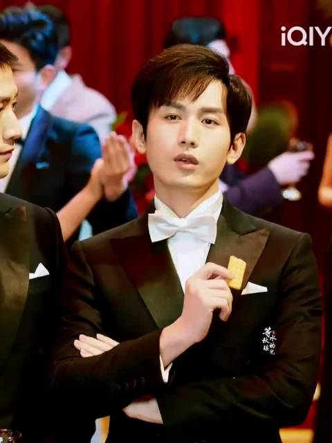 咦～Disgusting～哈哈哈哈哈哈云二少好可爱，有个性，这里很傅诗淇呀