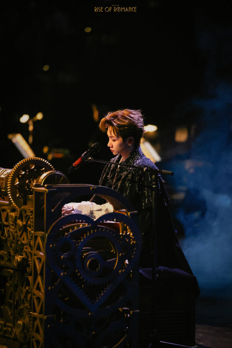 汪苏泷和徐良近期各自有哪些演艺活动或音乐计划？