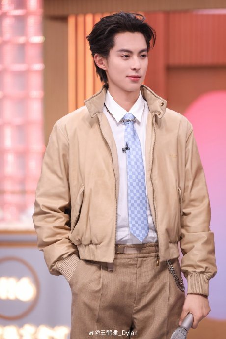 有哪些明星嘉宾的参与对《你好星期六》的收视贡献最大？