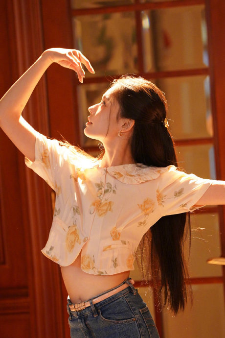 郑晓龙新剧直击潜规则，林允演绎职场新人窒息时刻