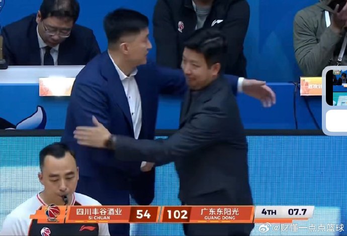 徐杰爆发20分+4三分，广东48分大胜终结连败，却送四川30连败创历史