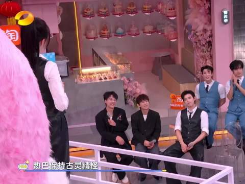 迪丽热巴哽咽回应张俪暖心话语，何炅刘宇宁同场见证