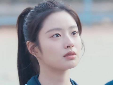 《再见，怦然心动》李昀锐徐若晗演绎校园甜蜜