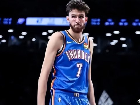 亚历山大空砍33+8！绿军三分射爆雷霆，双探花50+20，杰威9投7分