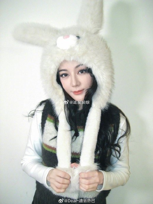 刘宇宁和迪丽热巴在《开始推理吧》中的互动是怎样的，为何被称为‘宁巴兄妹’？