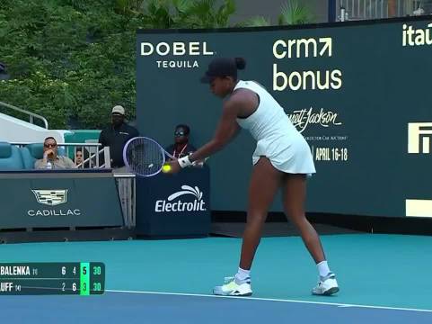 萨巴伦卡卫冕迈阿密赛冠军，关键分展现超强实力