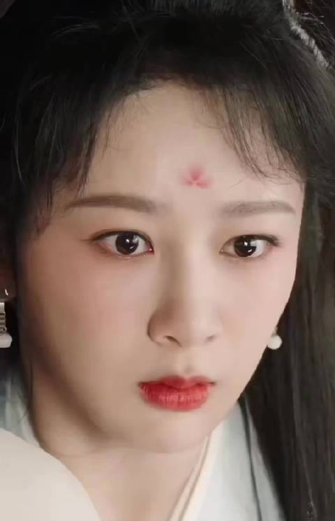 网友又在谈《长相思》是不是杨紫带飞了？小夭遇到她确实是幸运的