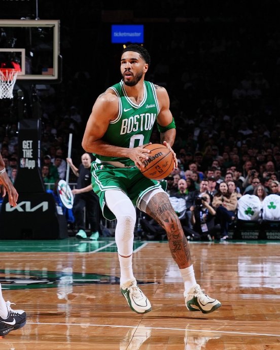 杰森·塔图姆伤愈复出后对凯尔特人队的战绩提升有多大影响？